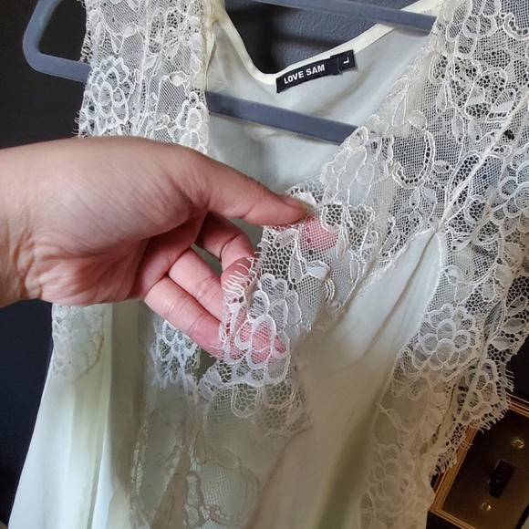 Pastel Yellow Lace Sheer Blouse-Anthropologie-L - Picture 9 of 9